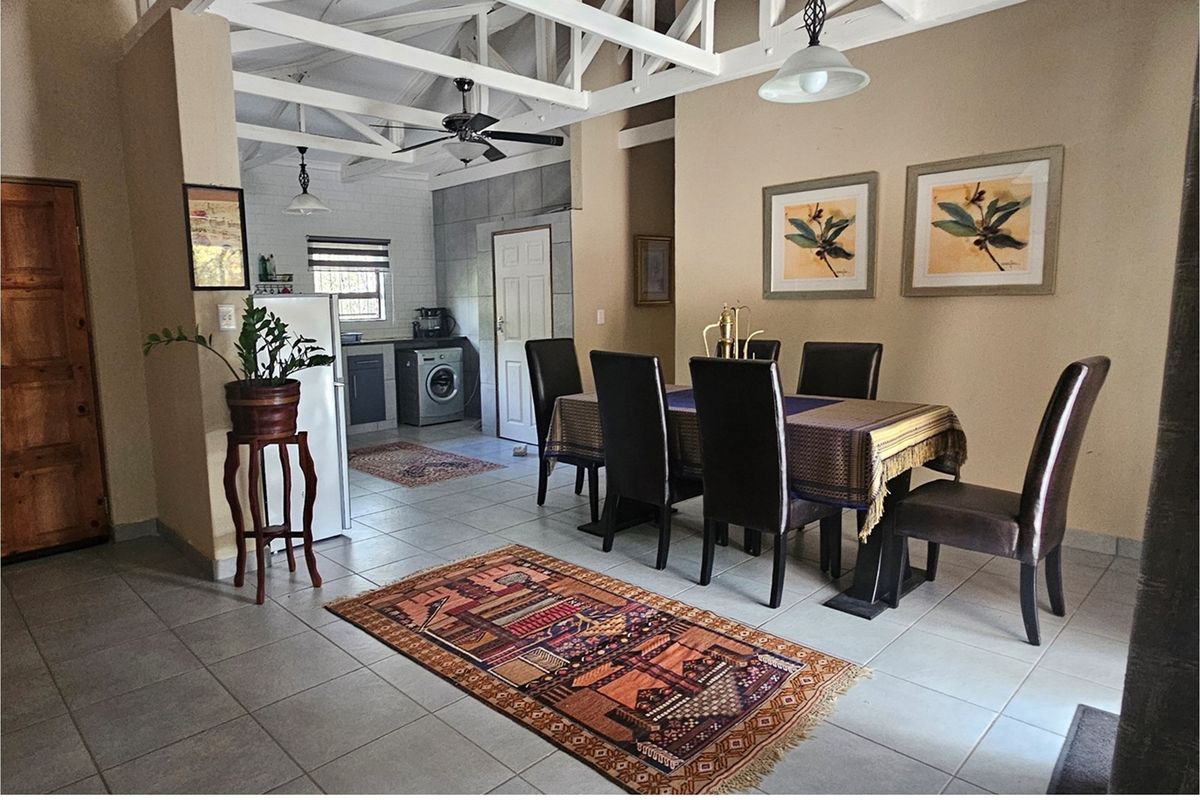 "Modern 4 Bedroom Home Close to the Crocodile River in Marloth Park Awaits You" - Photo 5