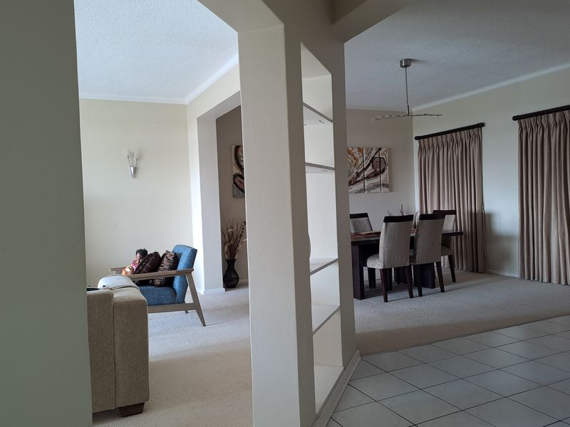 Luxury Apartment for sale in Summerstrand - Photo 7