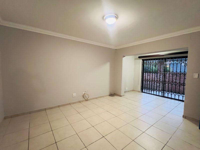 BIG 4 Bedroom Spacious Home in KyalamI - Photo 7