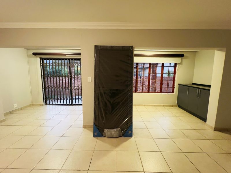 BIG 4 Bedroom Spacious Home in KyalamI - Photo 6