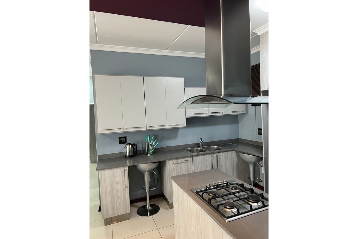2 Bed 2bath apartment for rent in Carlswald - Photo 3