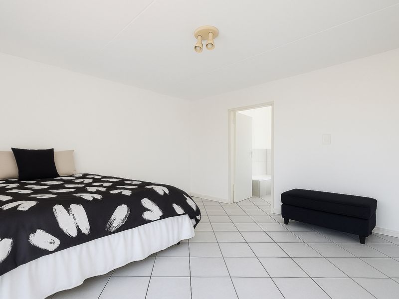 Modern 2-Bed Apartment | Villa Montego - Photo 5