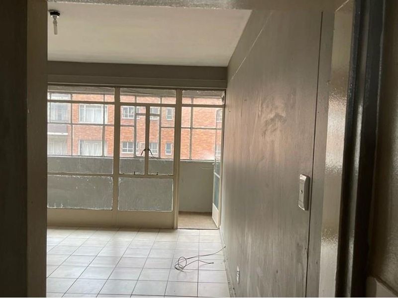 Cash-flowing Bachelor Apartment Up For Grabs!!! - Photo 7