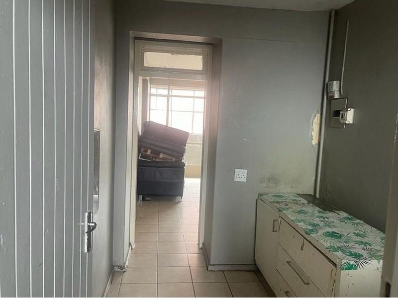 Cash-flowing Bachelor Apartment Up For Grabs!!! - Photo 8