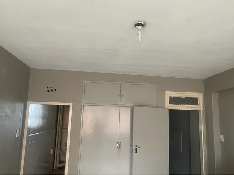 Cash-flowing Bachelor Apartment Up For Grabs!!! - Photo 6