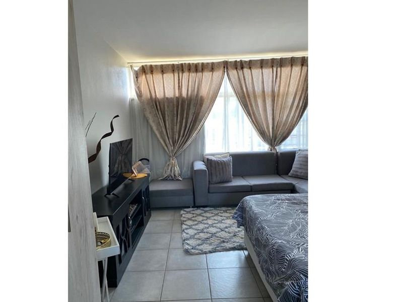 1 Bedroom apartment for sale in Sasolburg Central - Photo 5