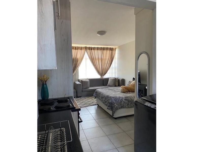 1 Bedroom apartment for sale in Sasolburg Central - Photo 6