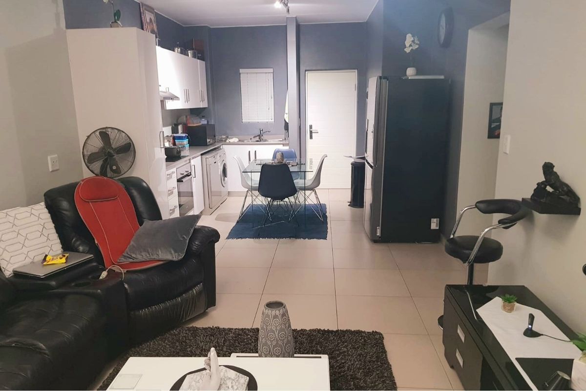 3-Bed, 2- Bath, Pool Grd-Fl Apartment, Northriding - Photo 5