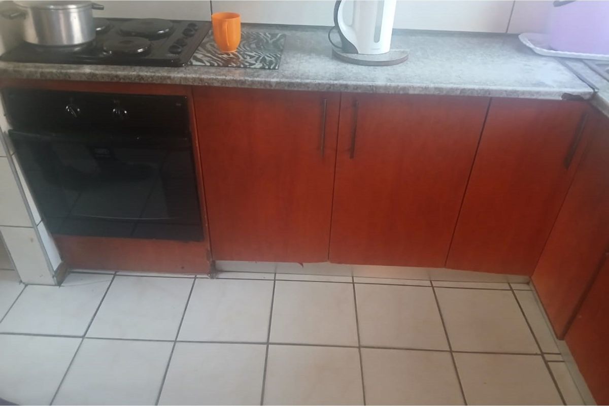 2 Bedroom House to rent in Madiba Park. - Photo 2