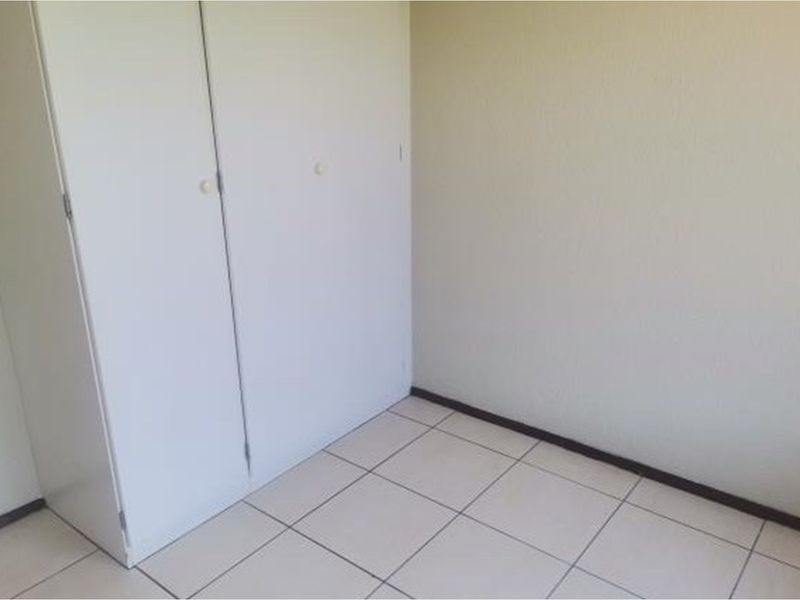 3 Bedroom,2 bath townhouse available for sale - Photo 9