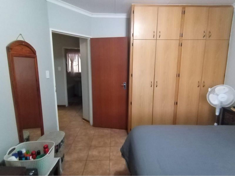 Excellent for first time buyers and investors alike. - Photo 3
