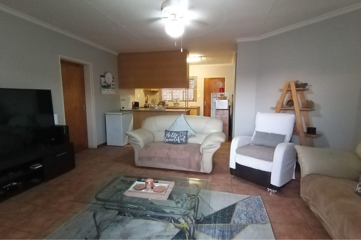 Excellent for first time buyers and investors alike. - Photo 4