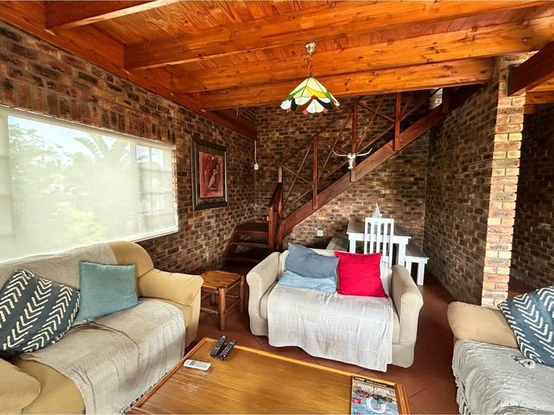 Discover Your Dream Home in Sunrise-on-Sea! - Photo 10