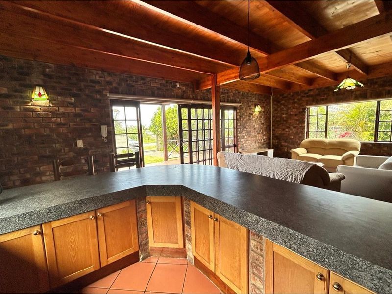 Discover Your Dream Home in Sunrise-on-Sea! - Photo 6