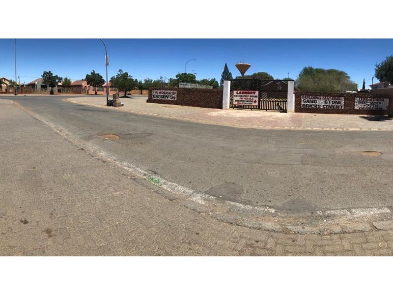 Prime 880m2 Vacant Land - Build Your Dream Home - Photo 2