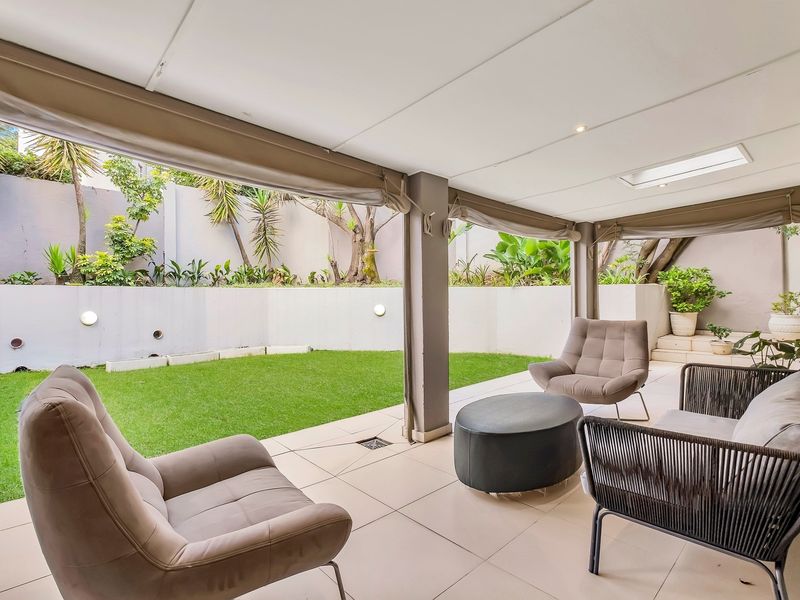 Contemporary Three Bedroom Duplex: A Modern Sanctuary - Photo 9