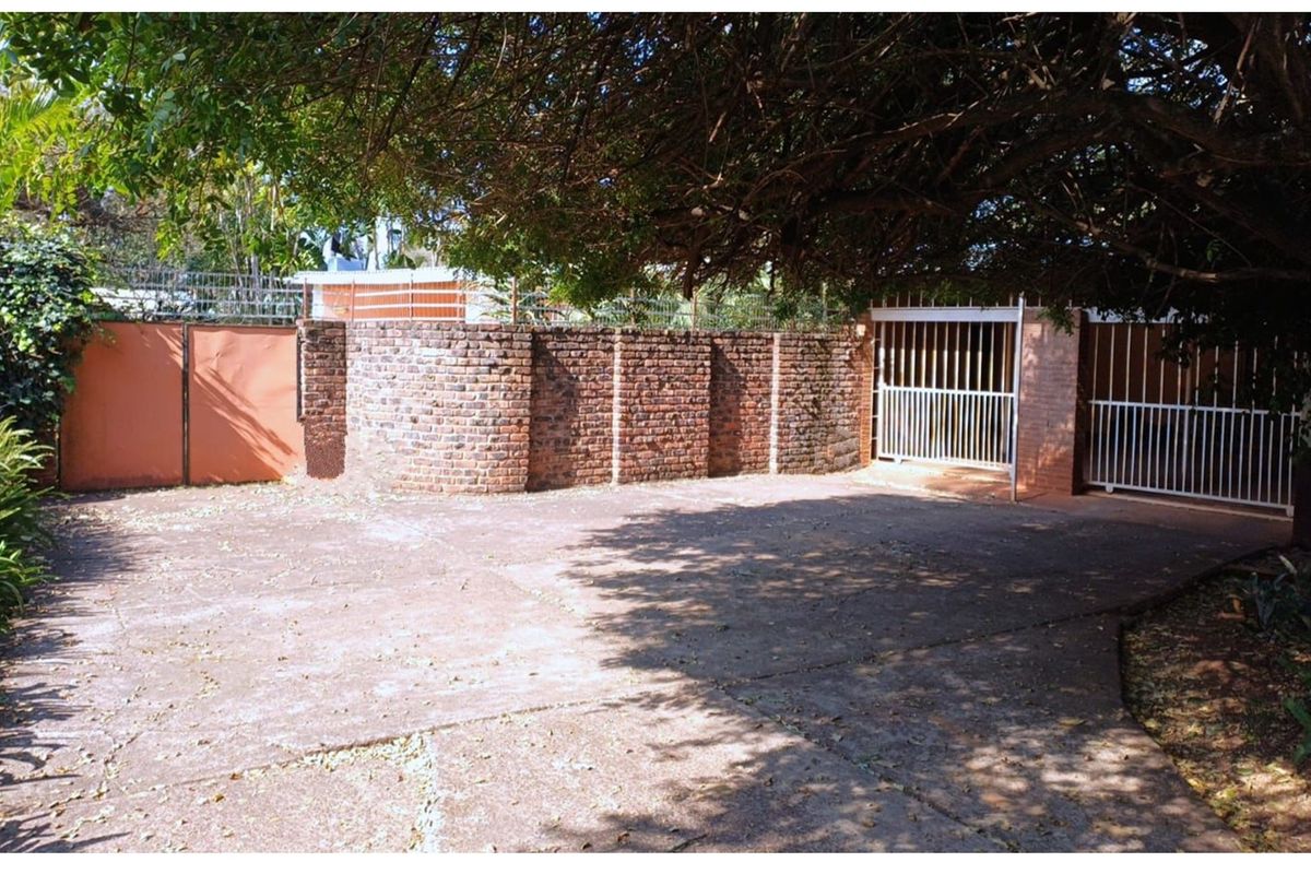 Louis Trichardt Home with Pool and Potential - Photo 3