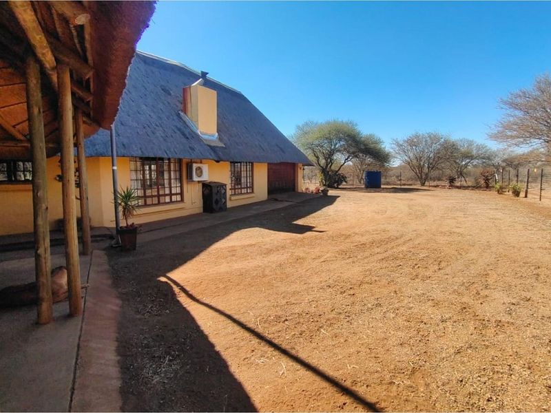 ULTIMATE BUSHVELD PROPERTY INVESTMENT ON 10 HECTARES - Photo 2