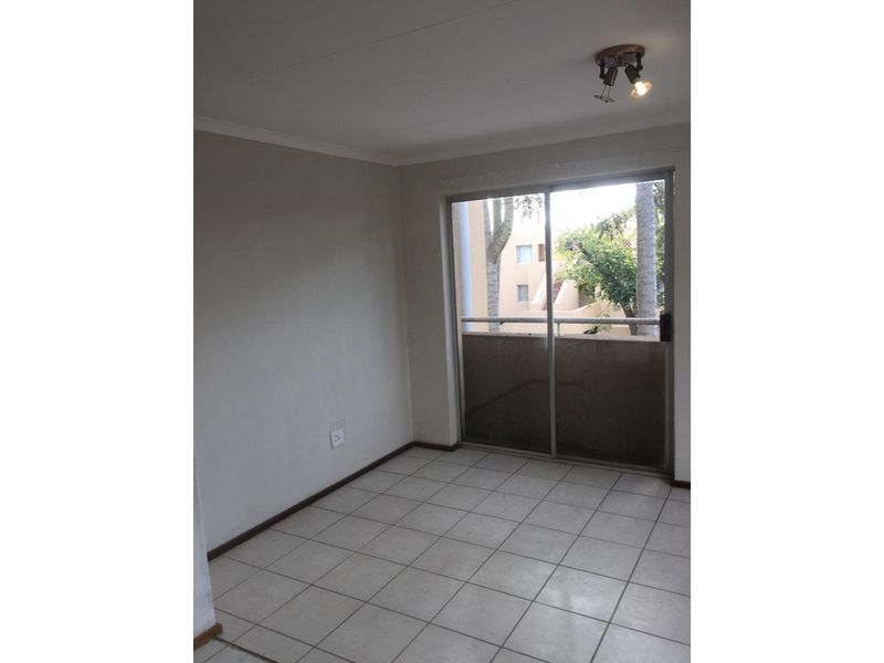 1-Bedroom, 1-Bathroom Apartment for Sale in Sandton - Photo 7