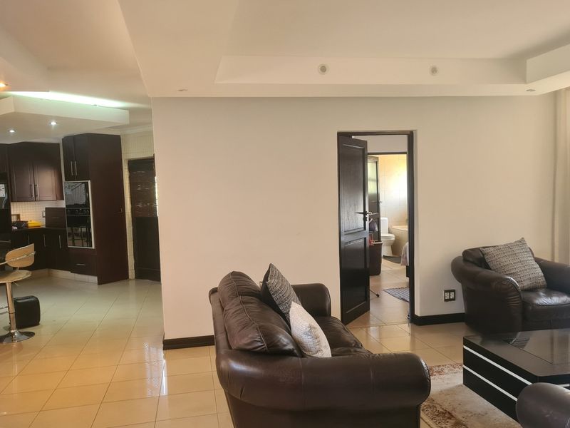5 Bedroom 4 Baths for Sale in Savannah Estate,Midrand - Photo 6