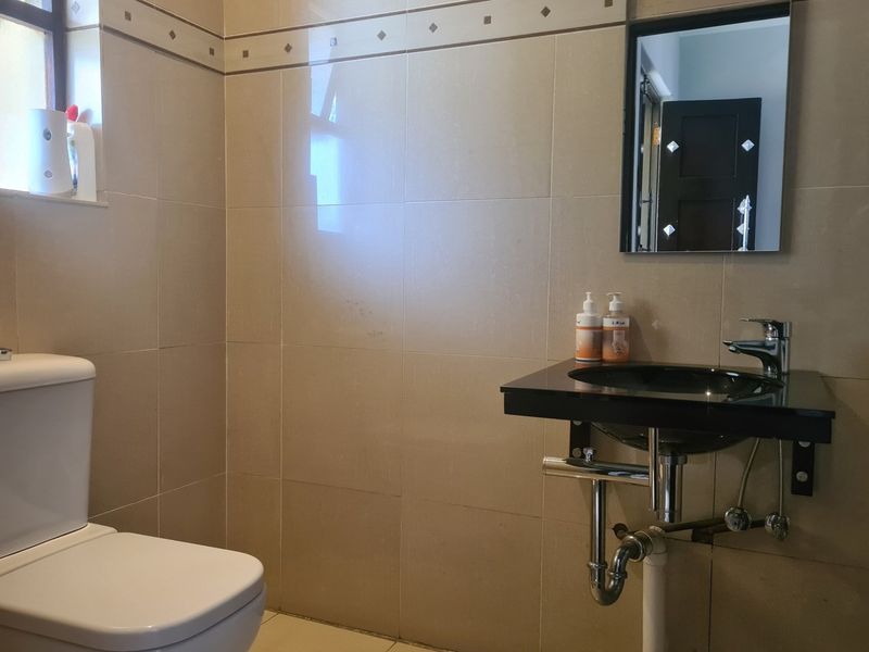 5 Bedroom 4 Baths for Sale in Savannah Estate,Midrand - Photo 7