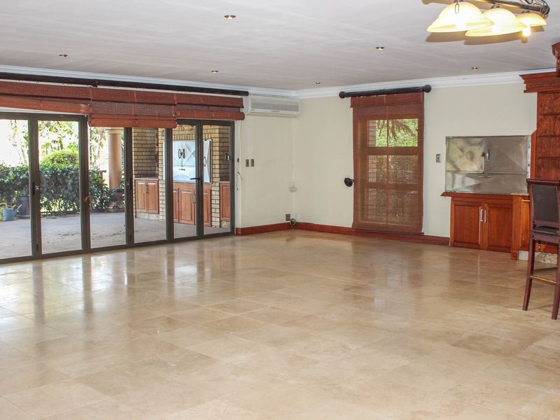 Triple Luxury Living - 3 Elegant Homes + Private Flat | Buy Together or Separately - Photo 8