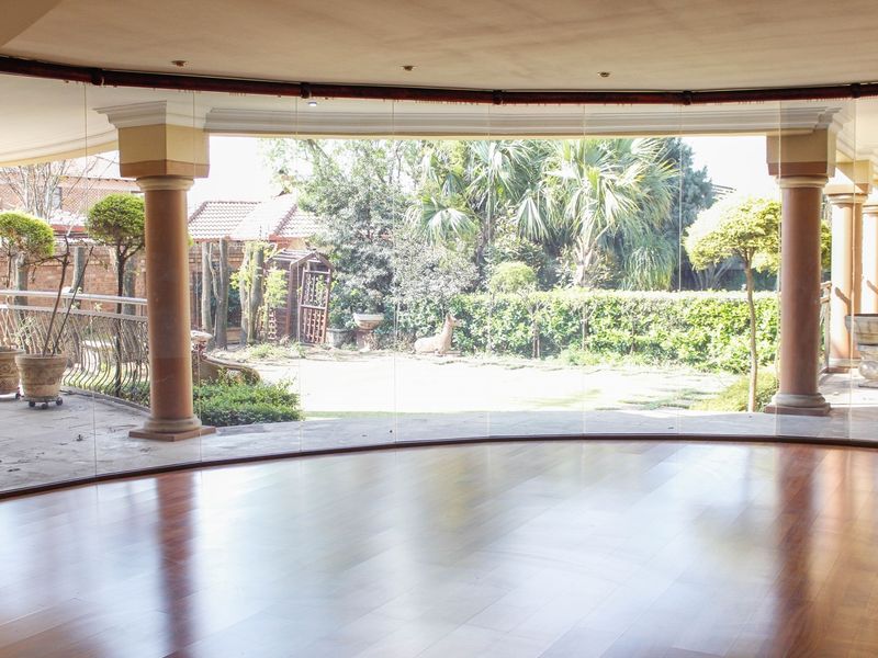 Triple Luxury Living - 3 Elegant Homes + Private Flat | Buy Together or Separately - Photo 6