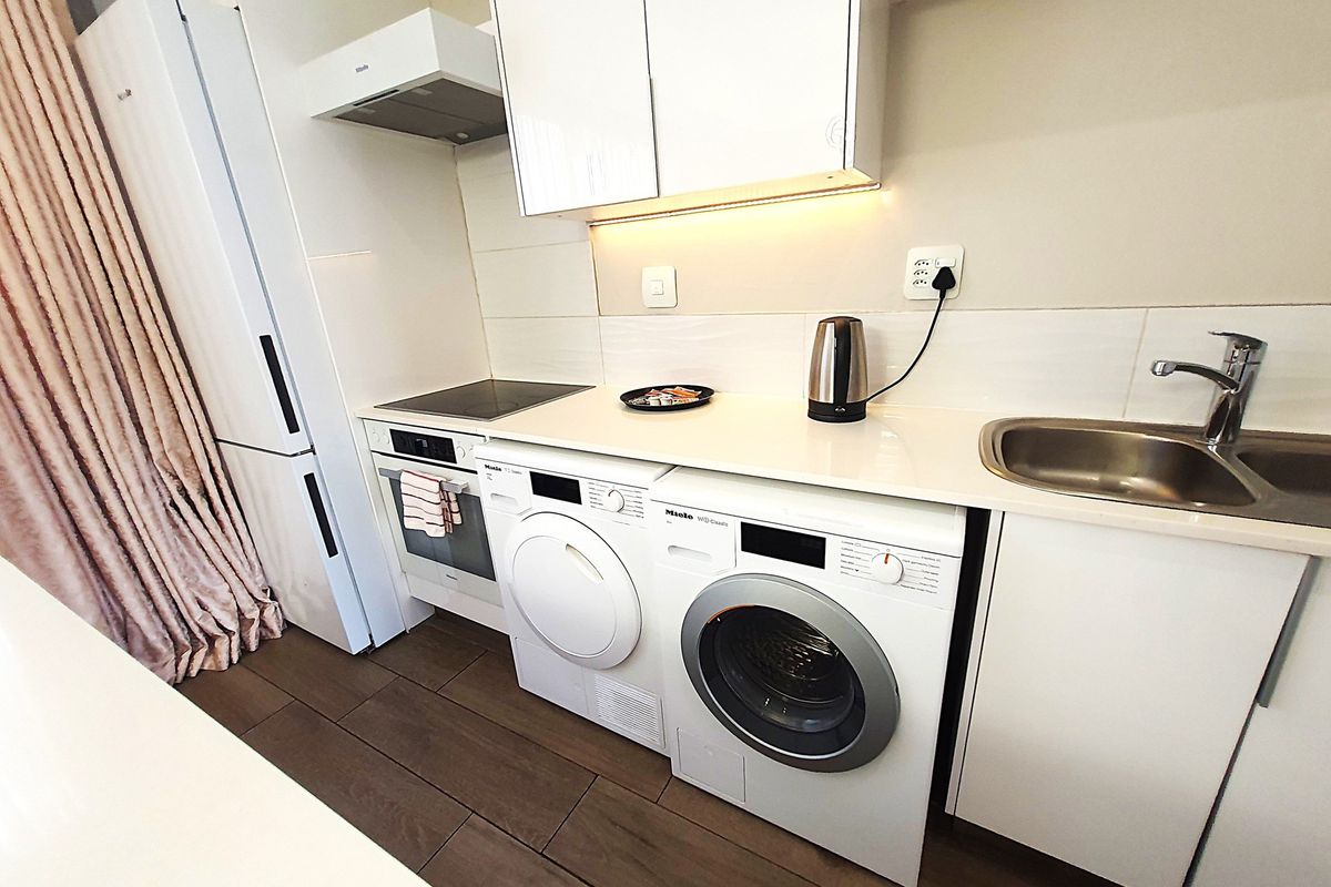 Beautiful 2 Bedroom Apartment For Sale (Fully Furnished) - Photo 4