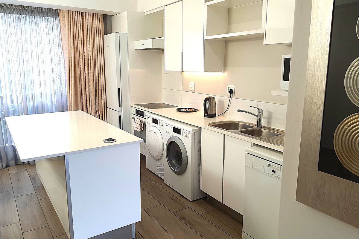 Beautiful 2 Bedroom Apartment For Sale (Fully Furnished) - Photo 3