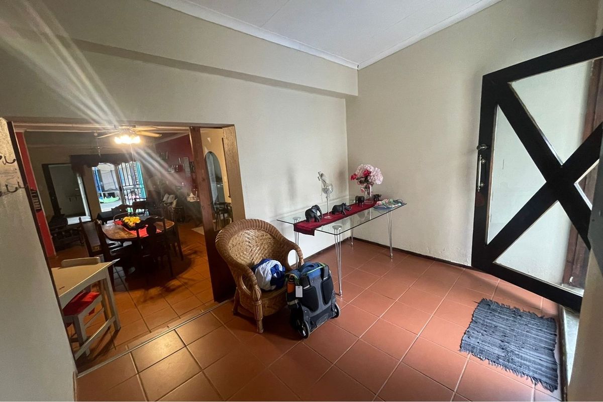 Charming 4-Bed Home in West Acres Awaits You! - Photo 5