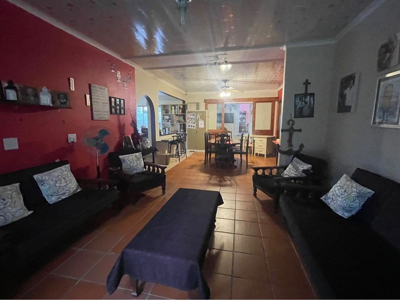 Charming 4-Bed Home in West Acres Awaits You! - Photo 8