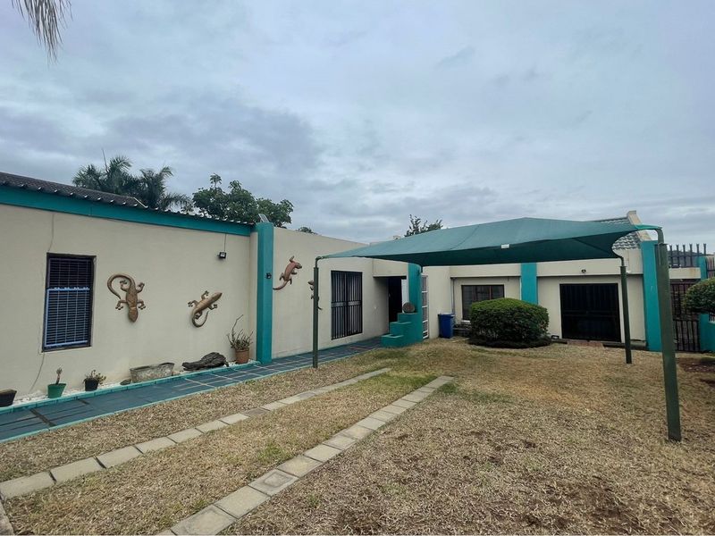 Charming 4-Bed Home in West Acres Awaits You! - Photo 2