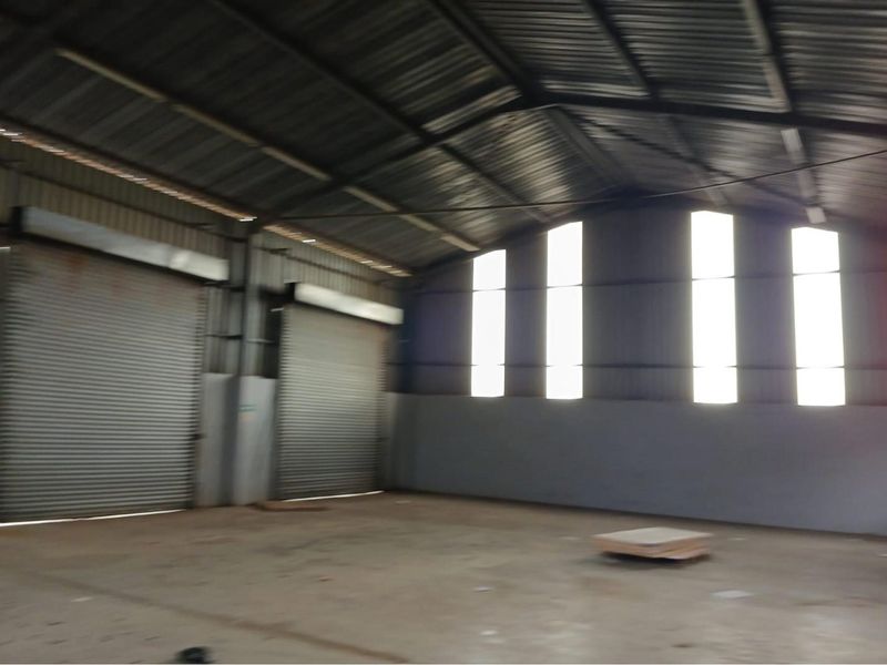 Large Secured Warehouse To Let in Kuleka, Empangeni, Kwa-Zulu Natal - Photo 2