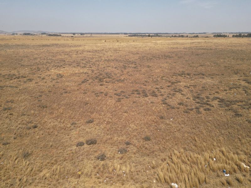 Small holding vacant land 40537sqm ideal for small scale farming - Photo 2