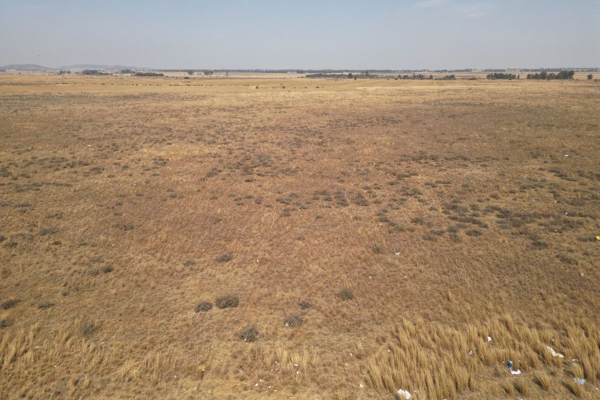 Small holding vacant land 40537sqm ideal for small scale farming - Photo 2