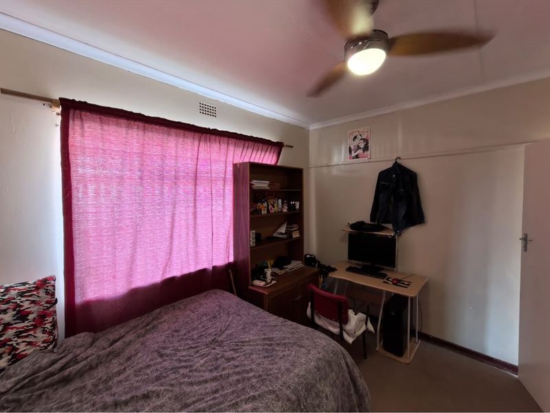 3 Rental Incomes on One Property! - Photo 10