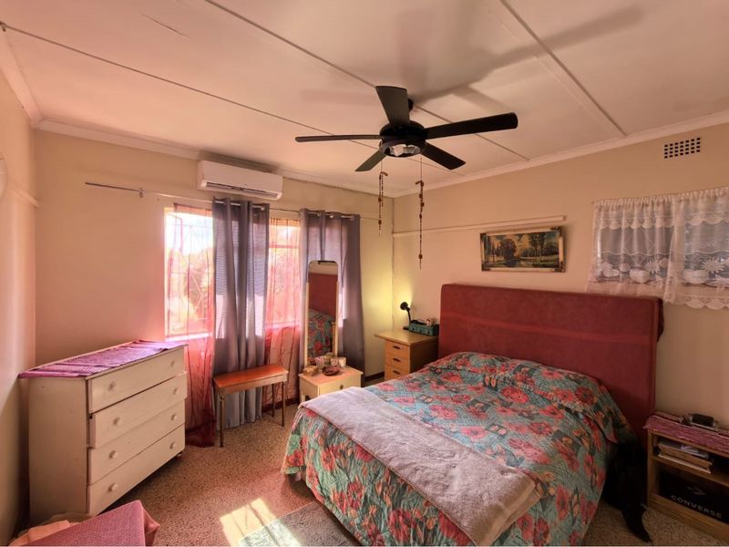 3 Rental Incomes on One Property! - Photo 8