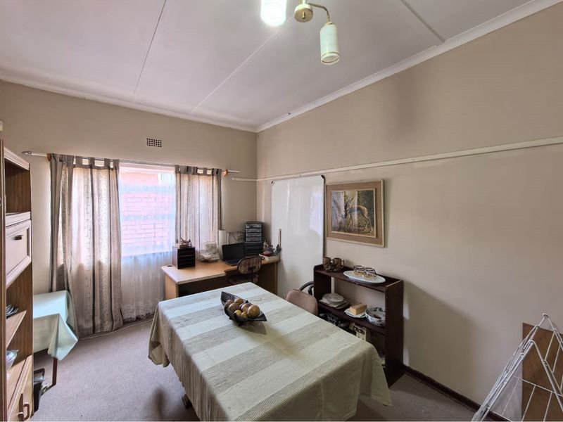 3 Rental Incomes on One Property! - Photo 6