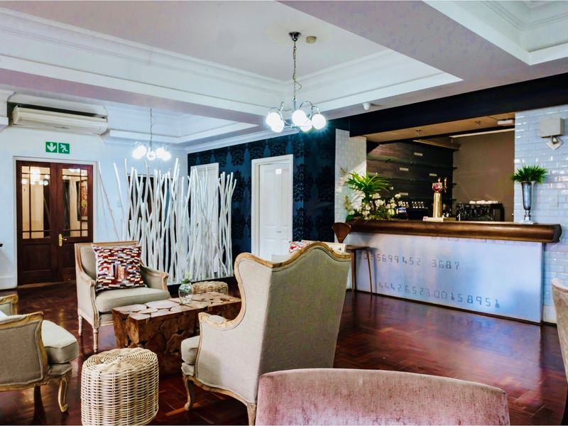 Boutique Guesthouse Opportunity in Safe Waterkloof - Photo 4