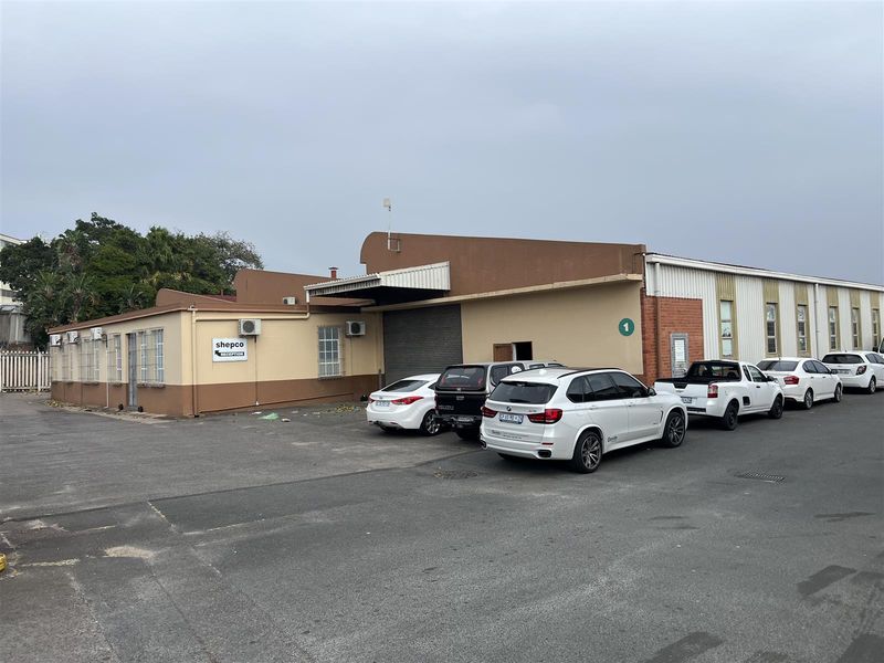 Highly sought after facility newly available - Photo 5