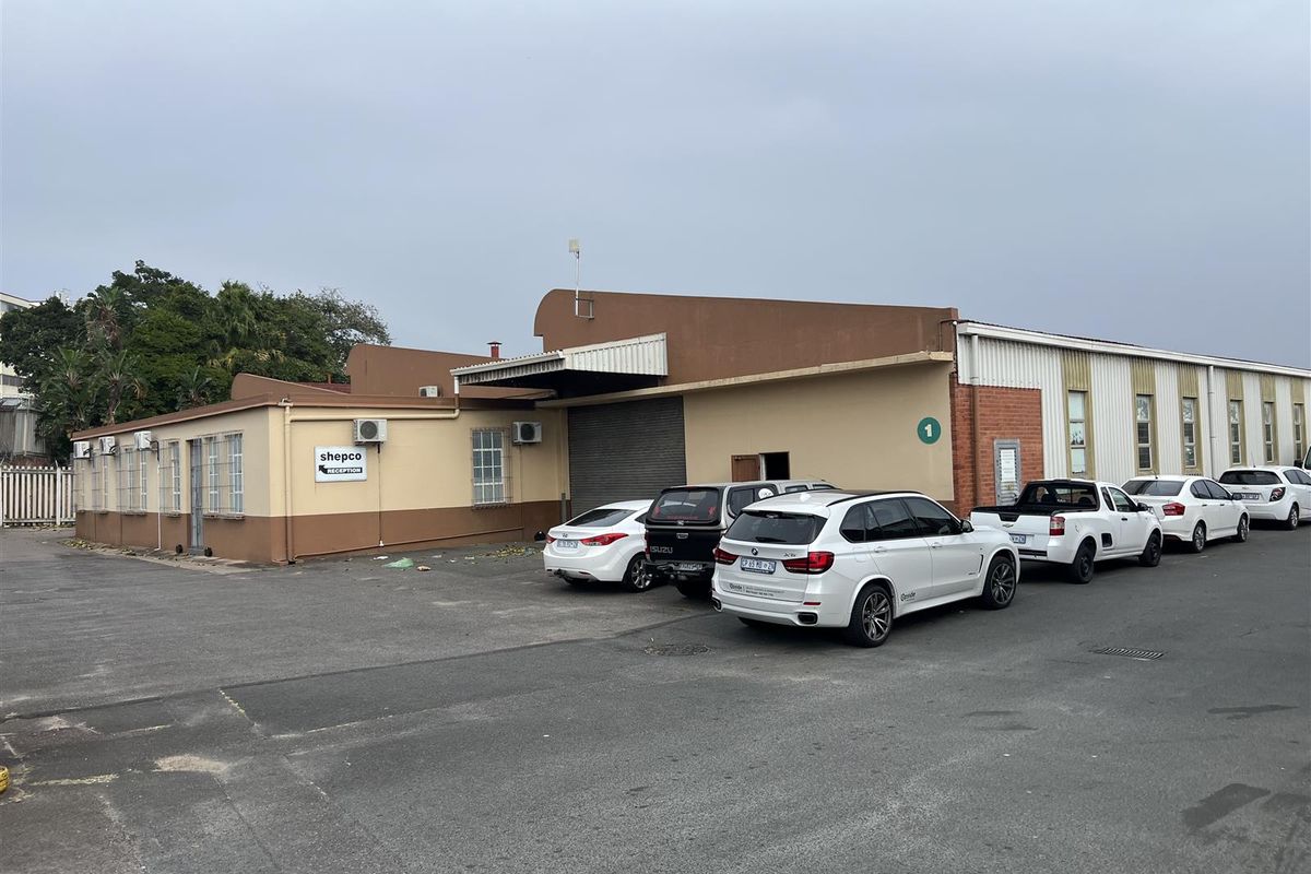 Highly sought after facility newly available - Photo 5