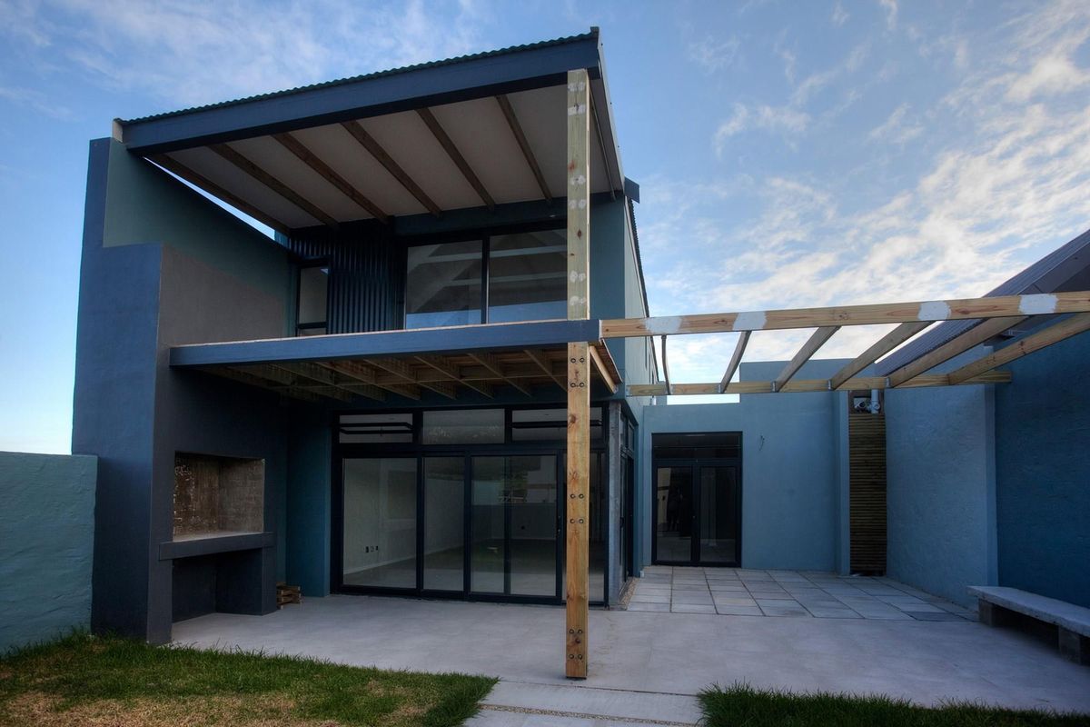 Priced to Sell: Finish to Your Taste! - Photo 3