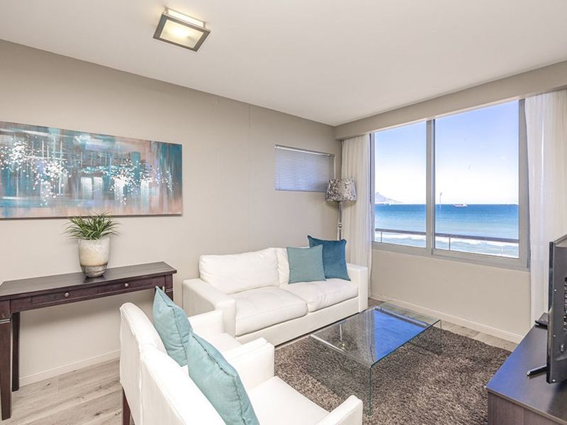 Deluxe Two-Bedroom Apartment with Balcony and Private Splash Pool - Photo 6