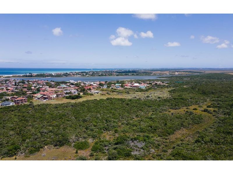 Swan Lake, Jeffreys Bay 120 Stylish Freehold Residence - Photo 2