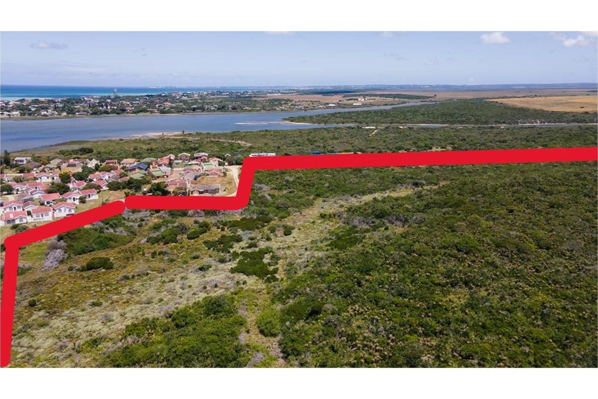 Swan Lake, Jeffreys Bay 120 Stylish Freehold Residence - Photo 3
