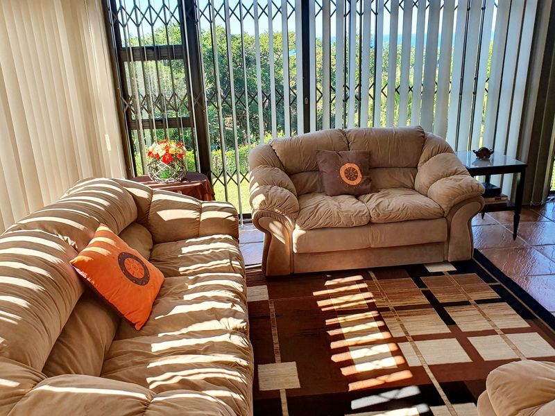 PALM BEACH  SELF SUSTAINABLE HOME WITH BEAUTIFUL SEA VIEWS - Photo 5