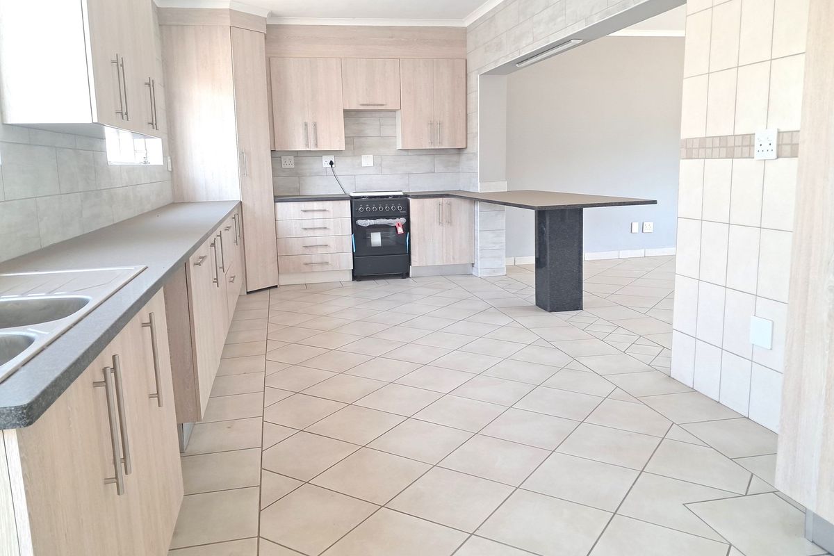 Claremont Trio choose 1 of the 3 very spacious Duplexes - Photo 3
