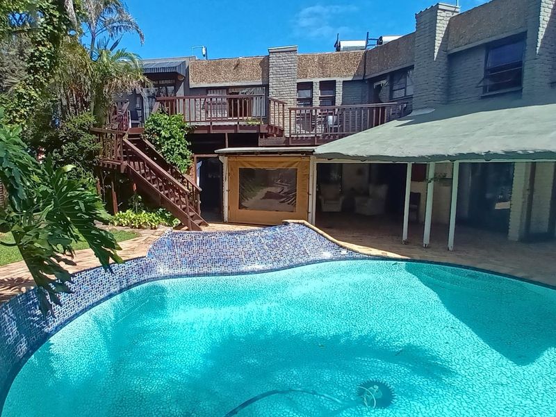 stunning home, where dreams are made in Blue Bend, East London - Photo 2