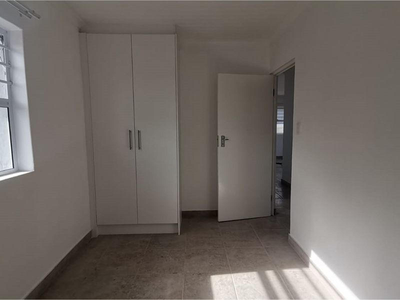 Brand New 3-Bedroom Home in Mountain Ridge Estate, Paarl - Photo 8