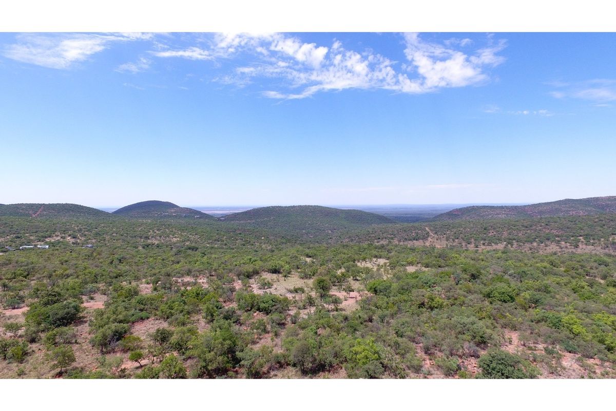 Highlands Wilderness 395 sq meter, 5 Bedroom house with spectacular views - Photo 3